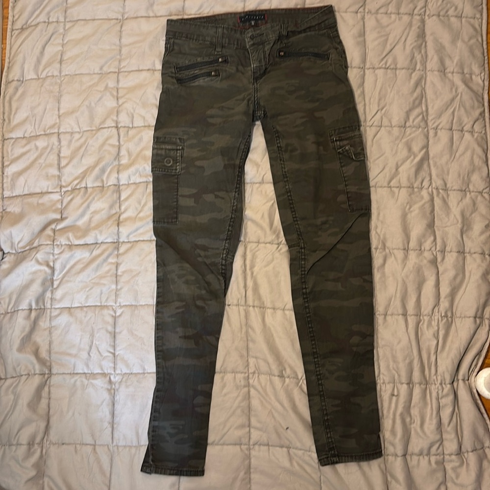 Sanctuary camouflage skinny jeans with cargo side pockets